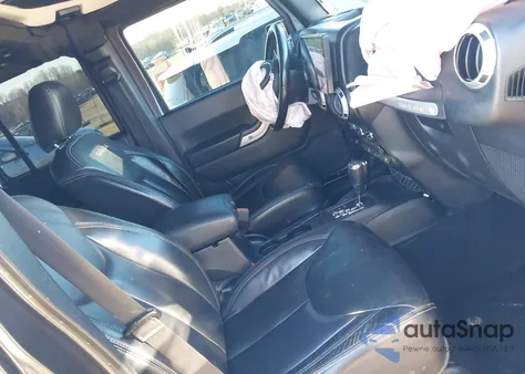 2017 Jeep Wrangler Unlimited Sahara 4X4 z USA, uszkodzony, nr VIN 1C4BJWEG2HL590713